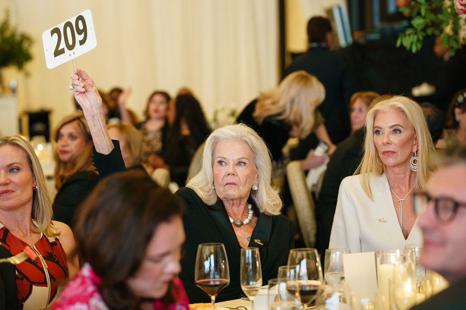 Hope Gala auction moment 5